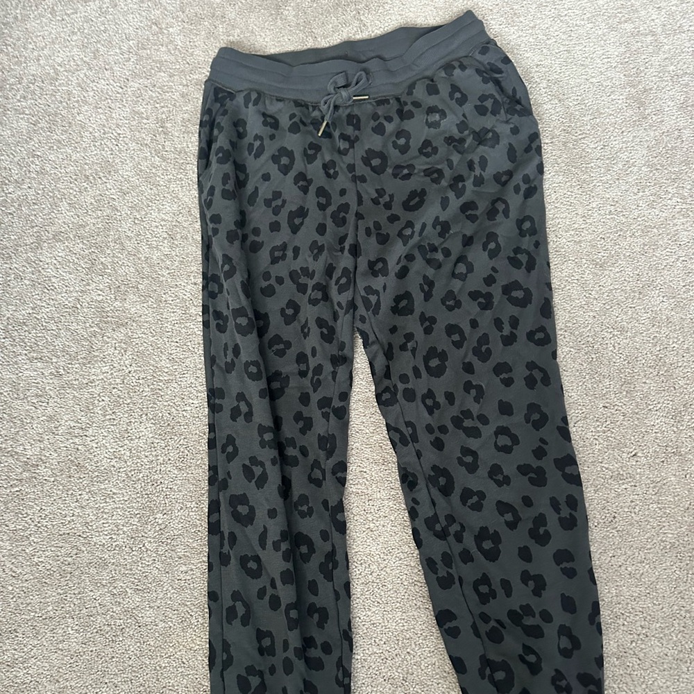 Womens old navy joggers